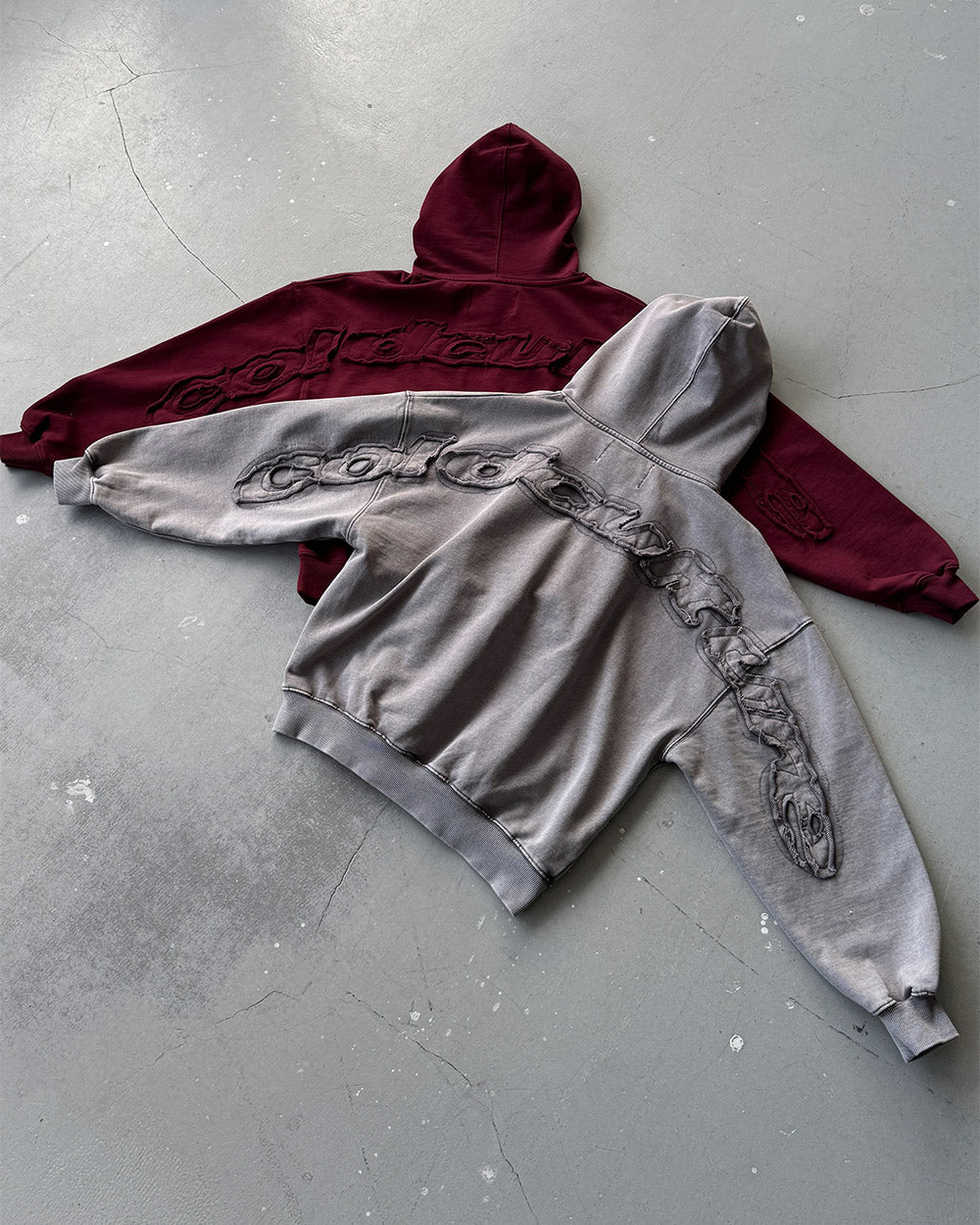 DISTRESS CURVED HOODIE GREY