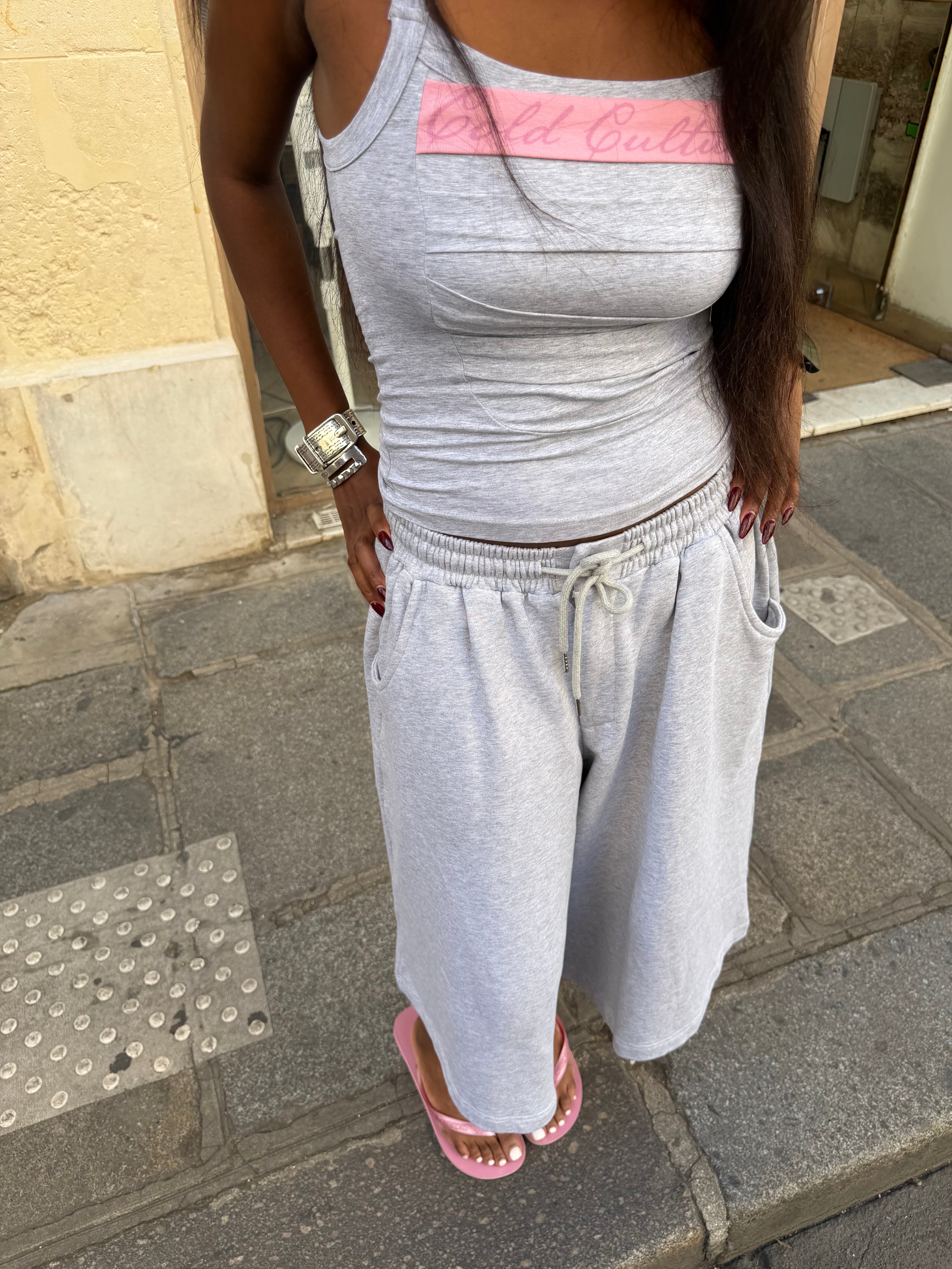STRAPLINE TANK TOP HEATHER GREY