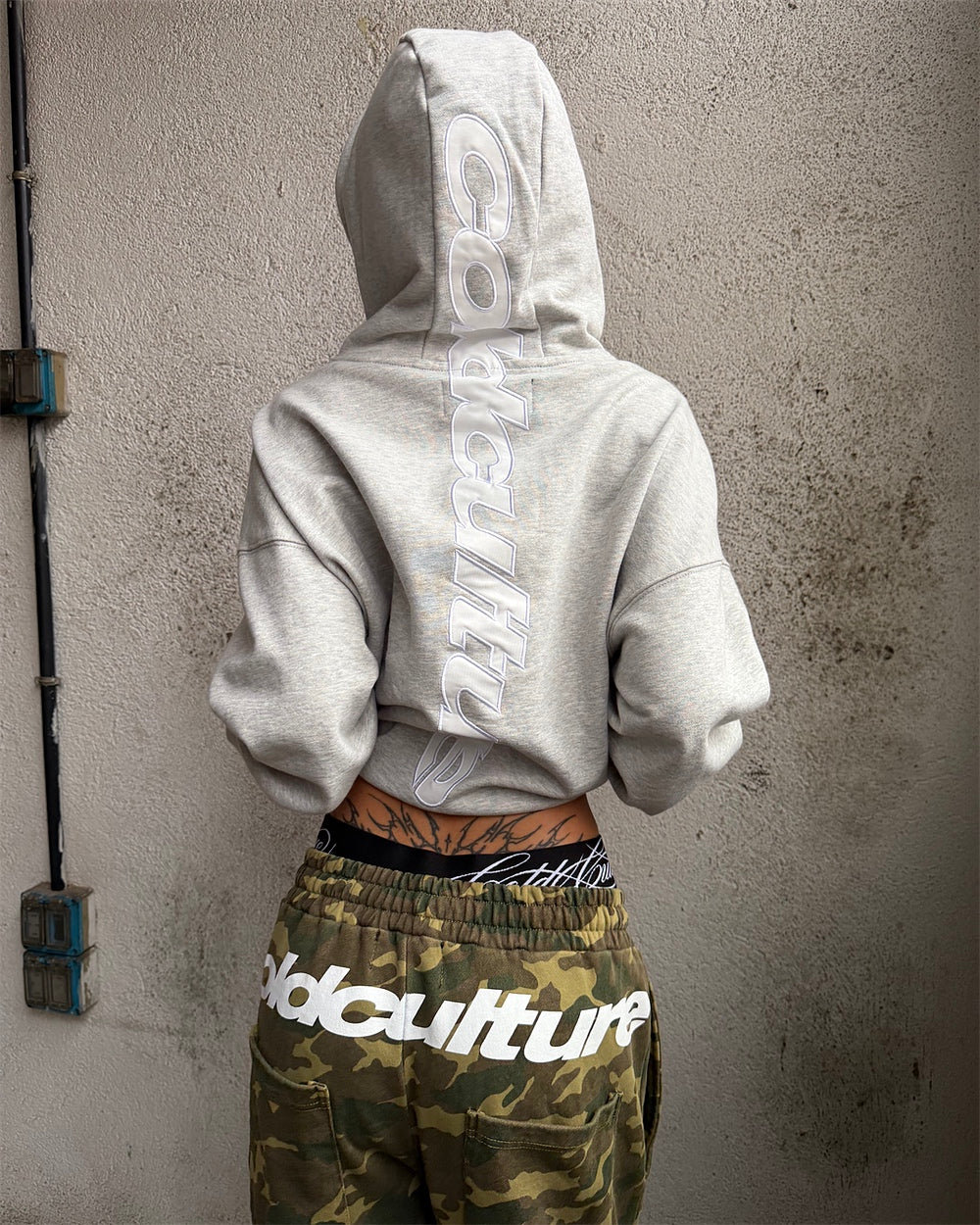 VERTICAL HOODIE HEATHER GREY