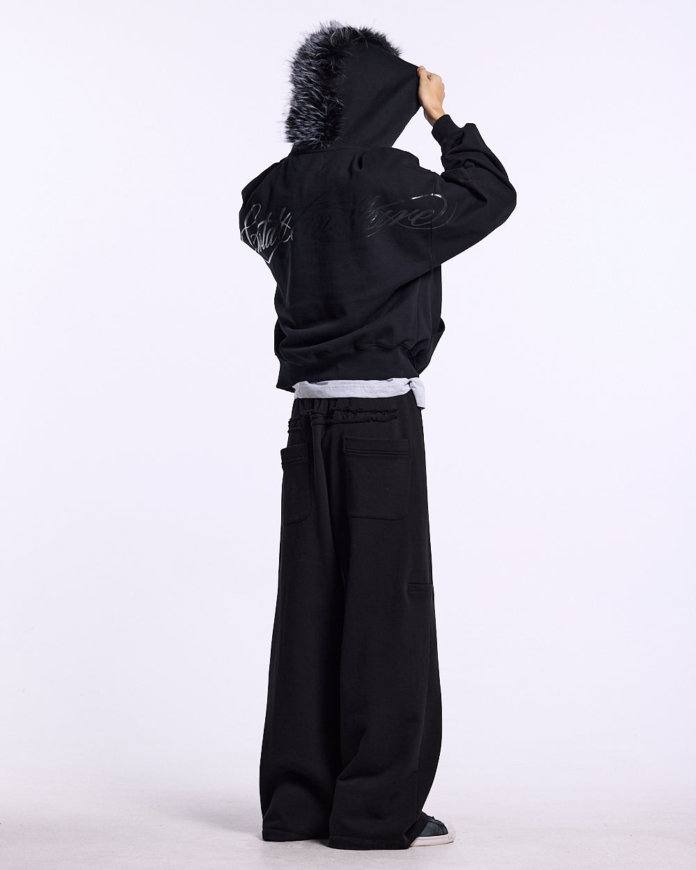 HAIRY HOODIE BLACK