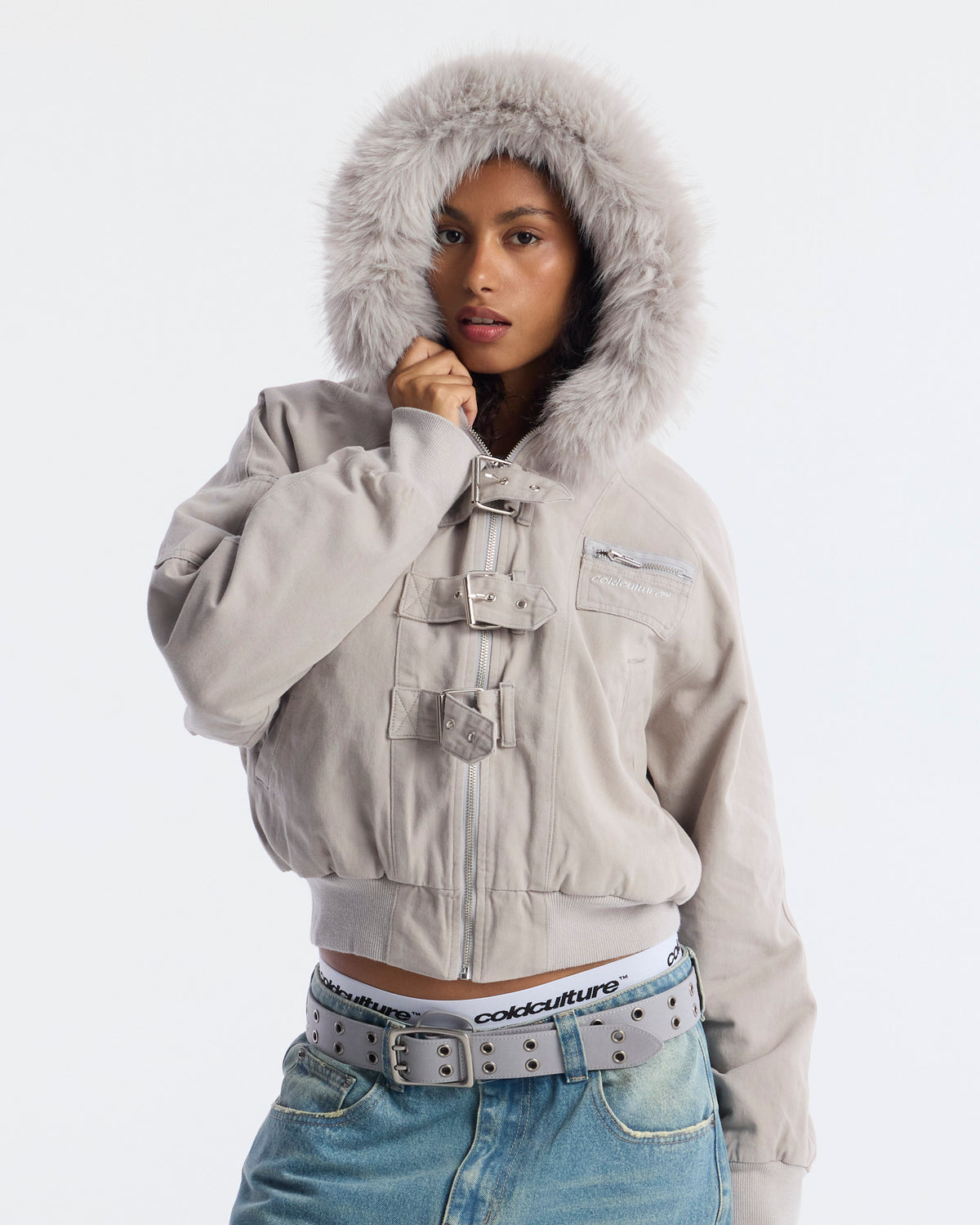 SHACKLE BOMBER OFF WHITE