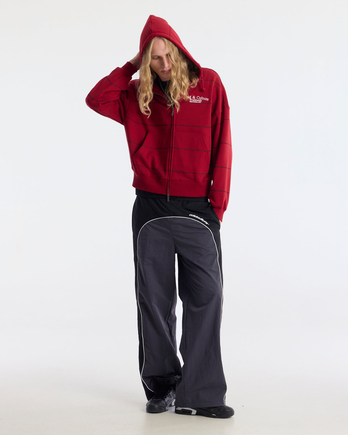 OVERCUT SWEATPANTS BLACK