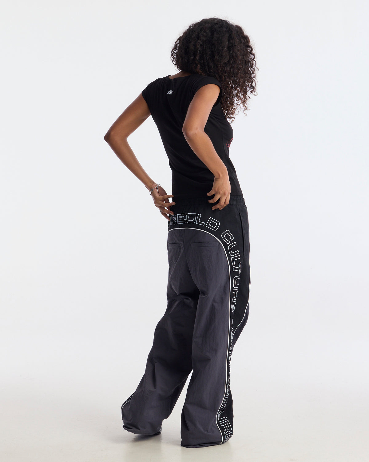 OVERCUT SWEATPANTS BLACK