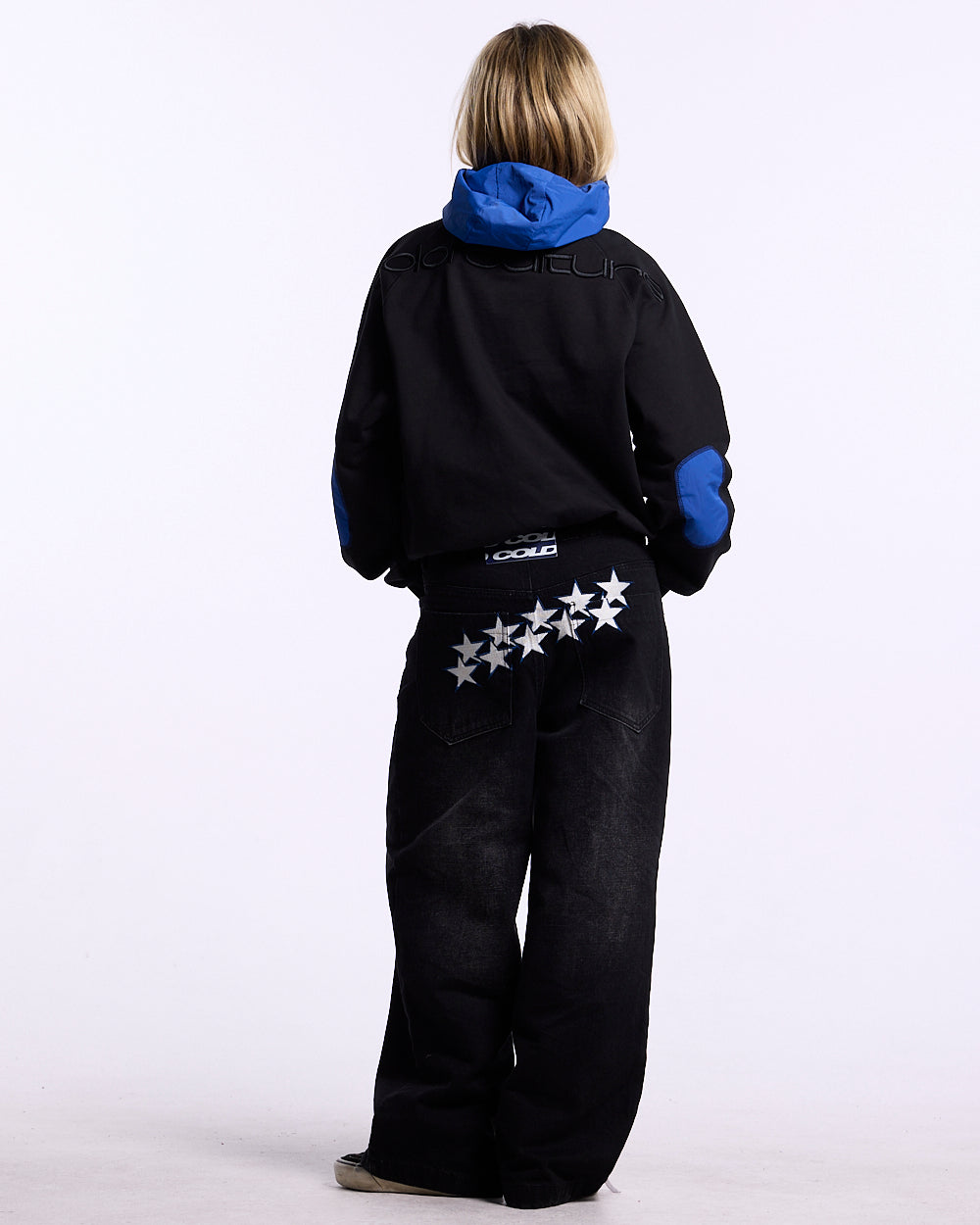 INTERCEPT CREWNECK BLACK AND NAVY - Cold Culture #woman