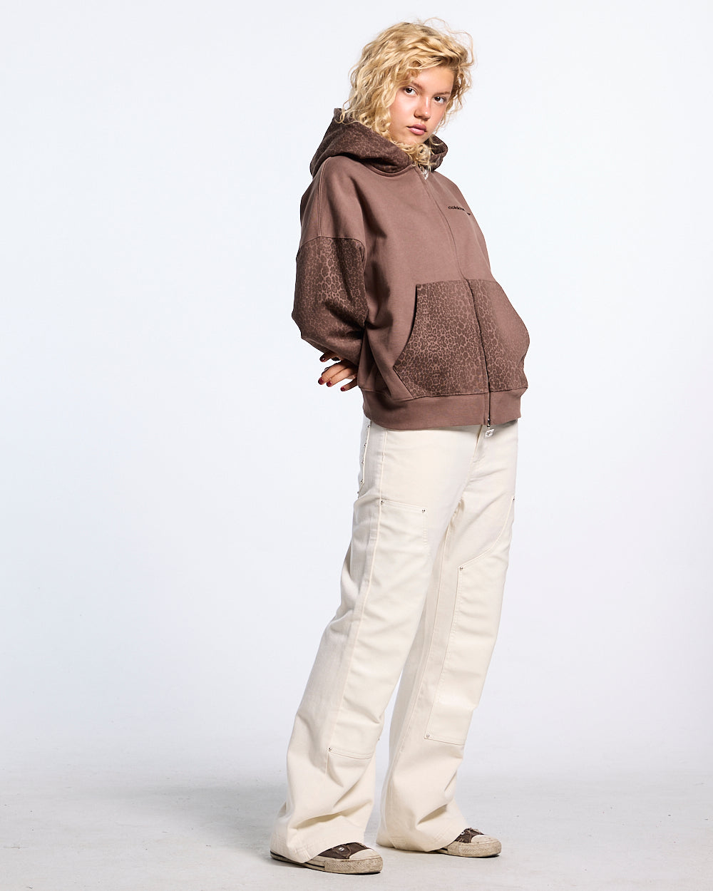 STRIPE ZIP HOODIE BROWN