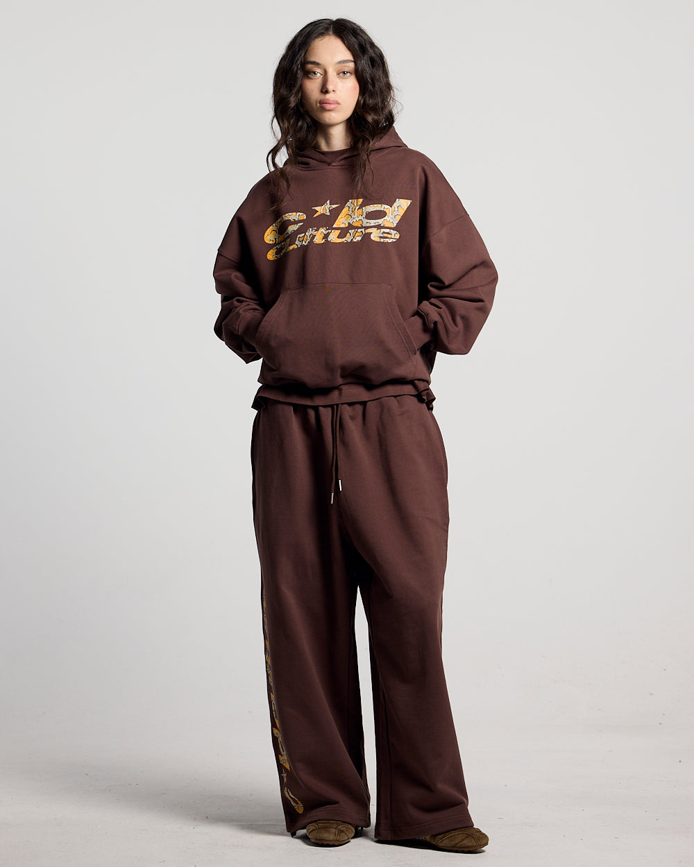 WILD SNAKE SWEATPANTS BROWN