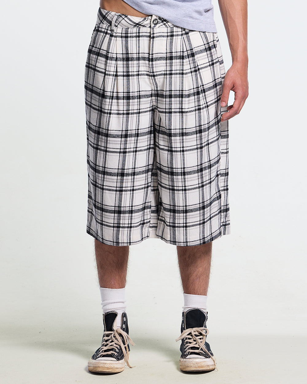 DINING CHECK JORTS BLACK