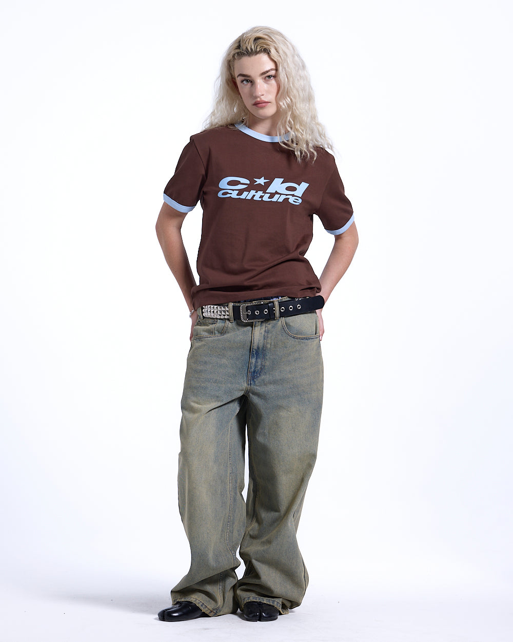 HARPER TEE BROWN AND BLUE