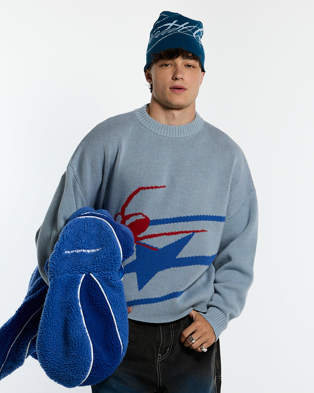 SPIDER KNIT LIGHT BLUE