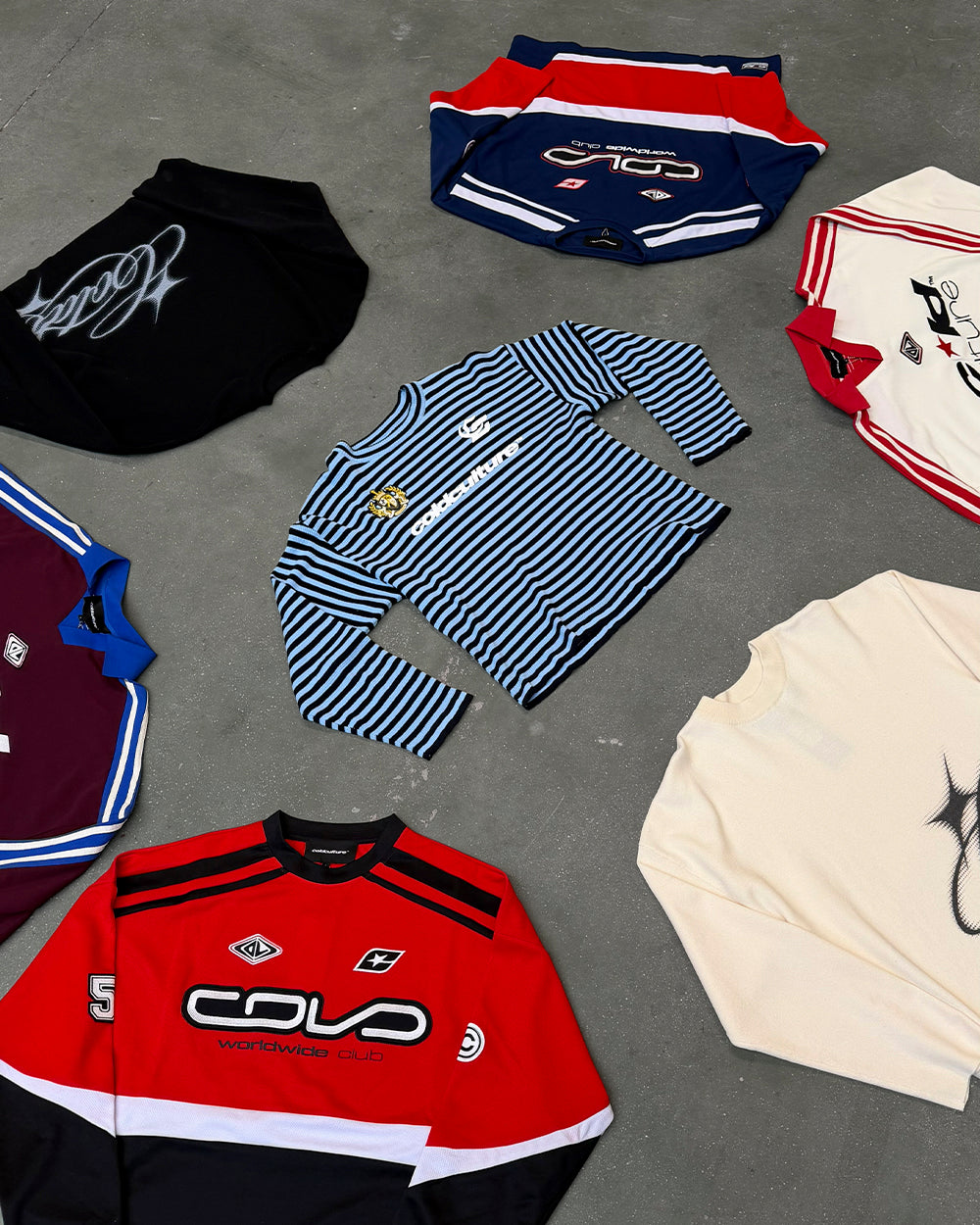 PHARREL LONGSLEEVE DARK & LIGHT BLUE