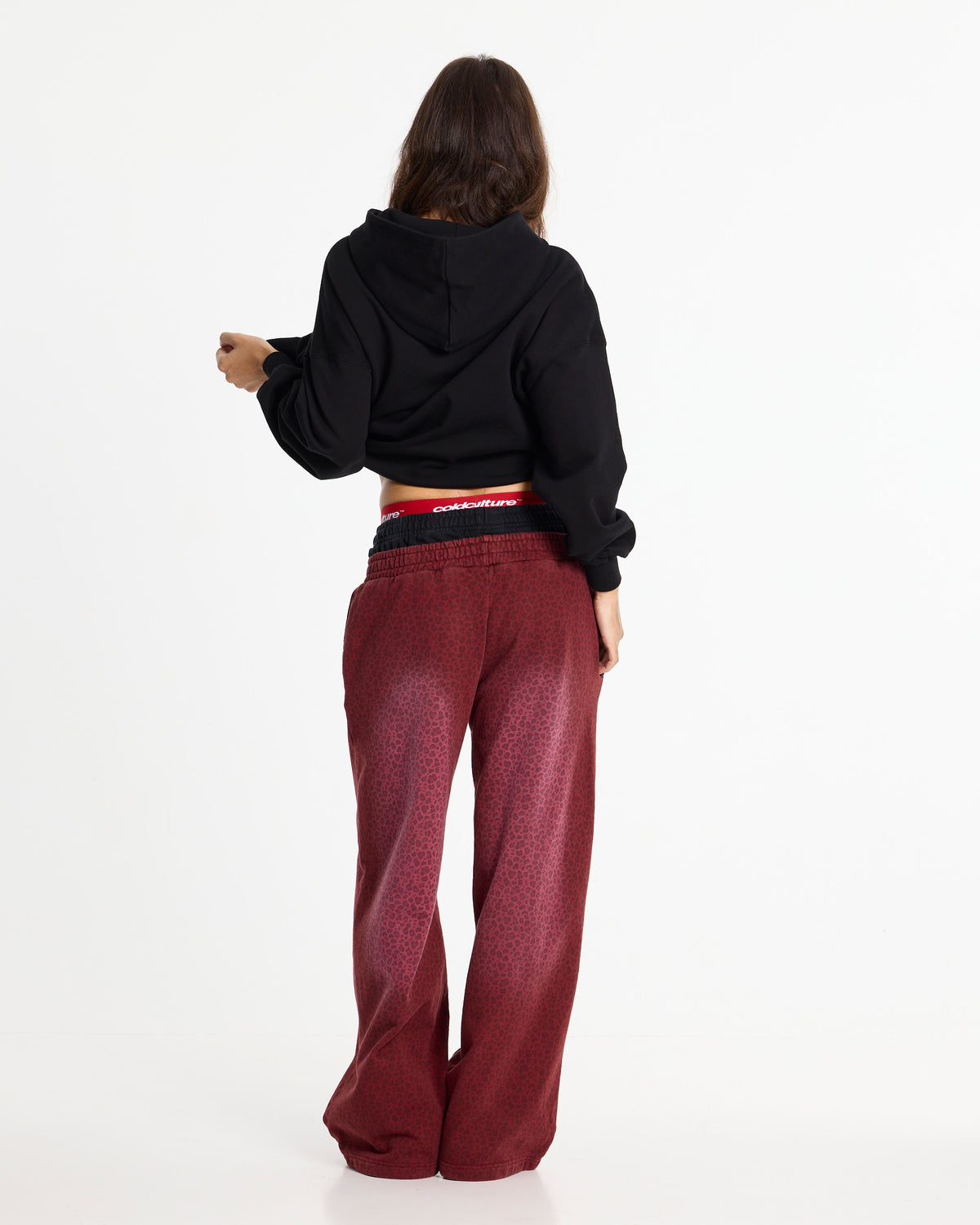 NIGHTHUNT SWEATPANTS RED - Cold Culture #woman