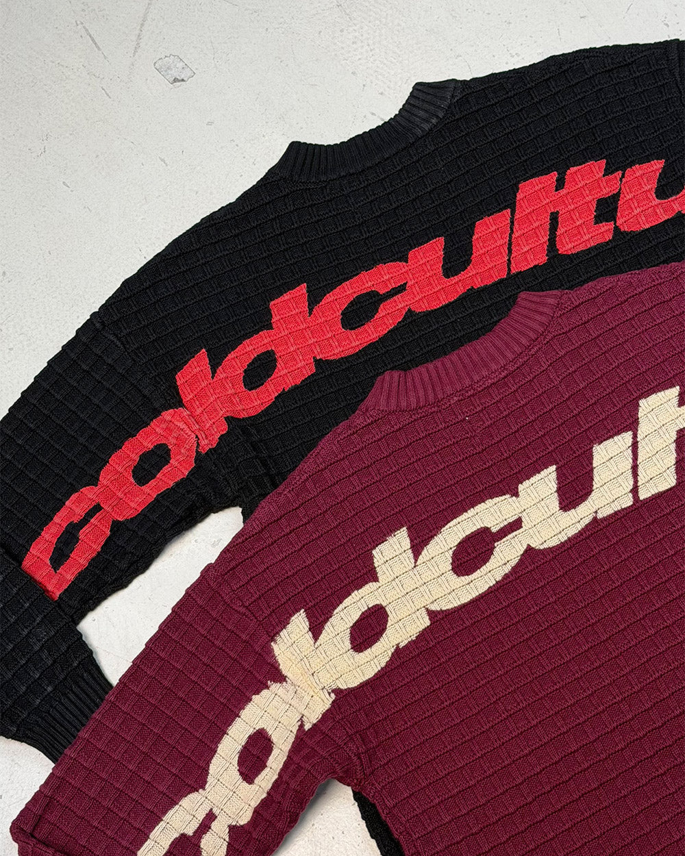 CRUNCHY WAFFLE KNIT BLACK