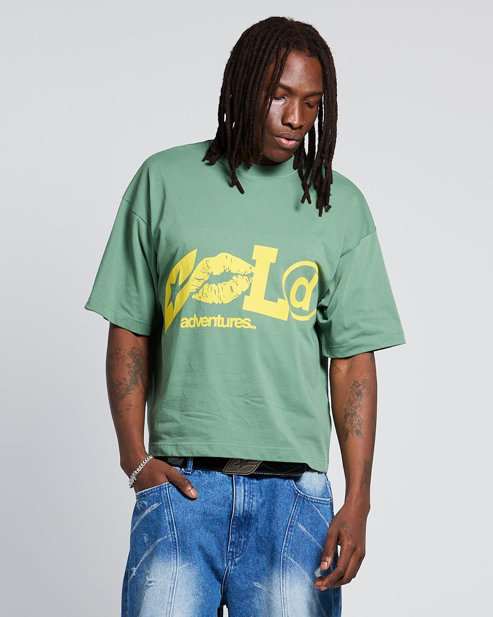 ADVENTURES TEE GREEN & YELLOW - Cold Culture