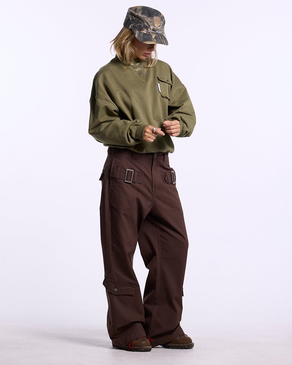 AUTHORITY CREWNECK MILITAR GREEN - Cold Culture #woman