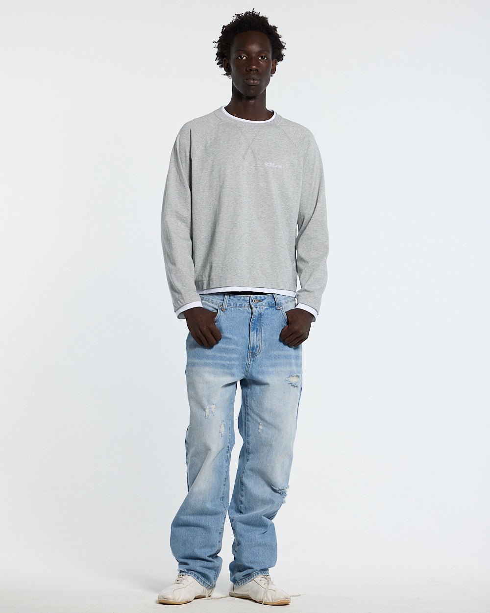 CAPUCCINO LONGSLEEVE HEATHER GREY - heather grey longsleeve tee, front view on male model - Cold Culture