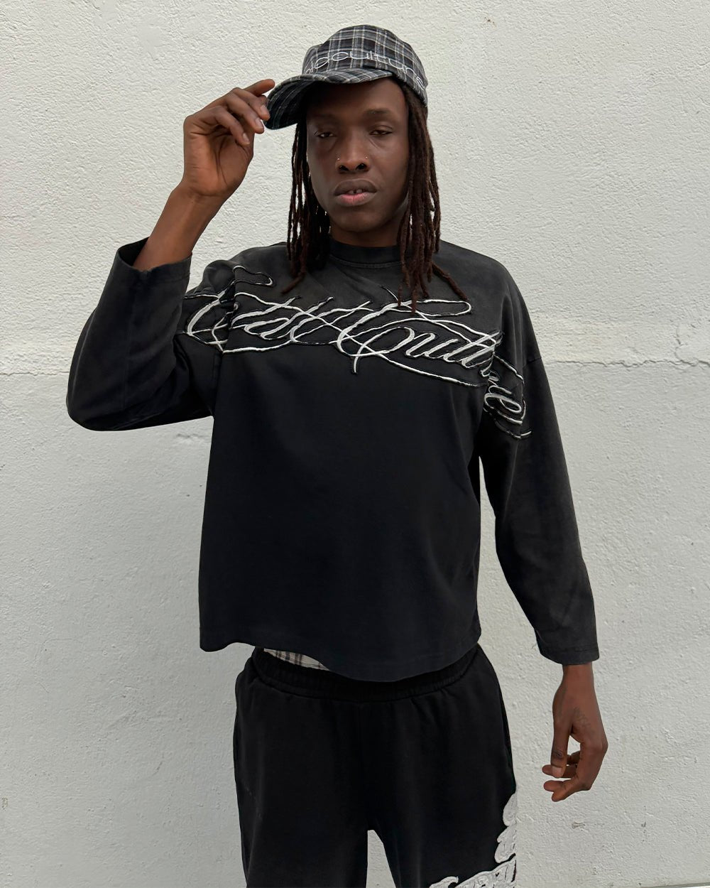 CROSSED SCRIPT LONGSLEEVE 2.0 BLACK - Cold Culture