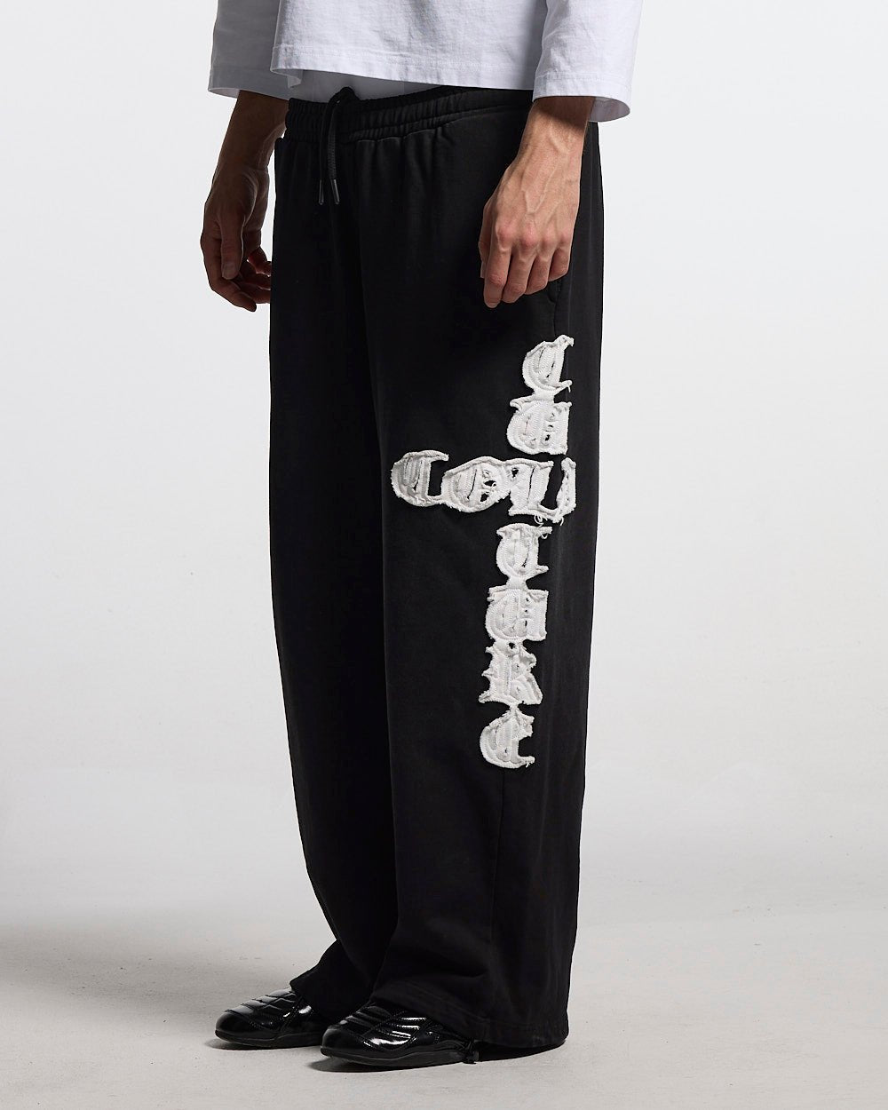 CROSSED SWEATPANTS BLACK - Cold Culture #man