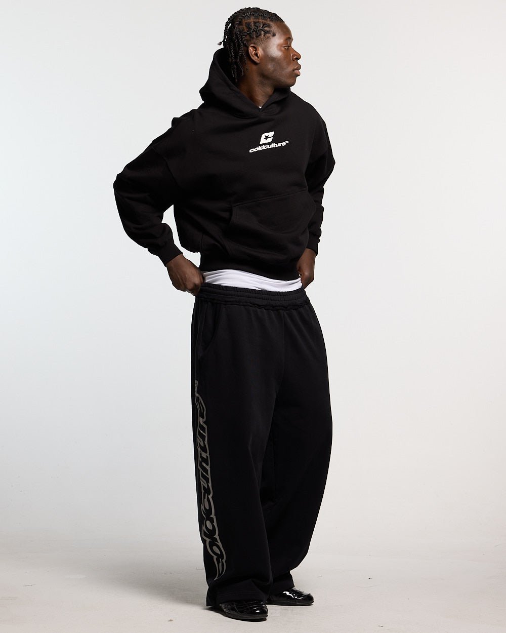 CURVED HOODIE BLACK AND WHITE - Cold Culture #man