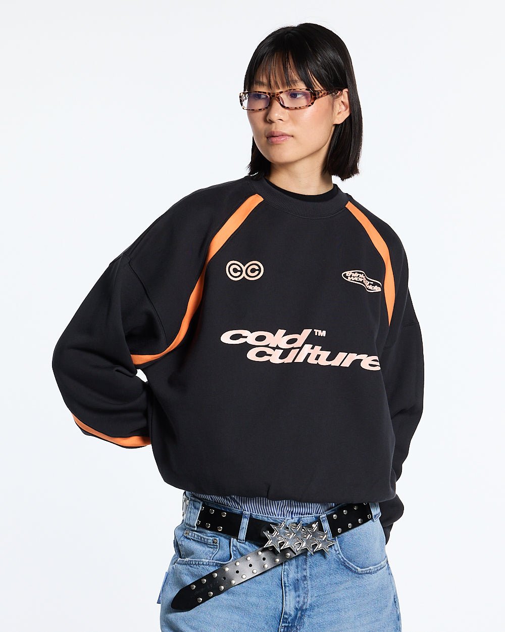 DETAILED CREWNECK BLACK - COLD CULTURE