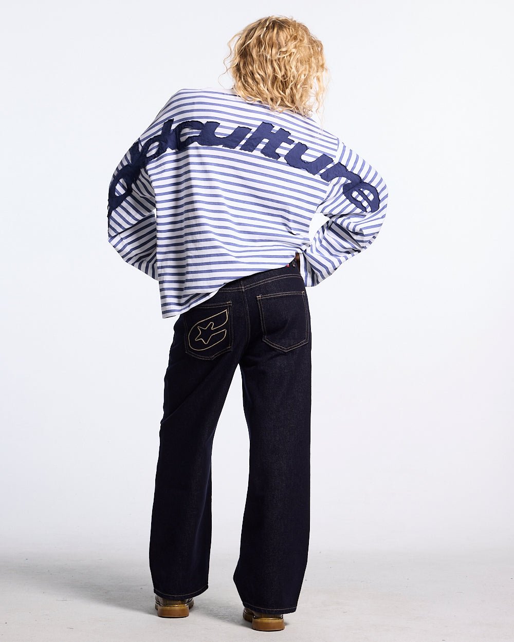 DISTRESS CURVED LONGSLEEVE NAVY STRIPES - Cold Culture