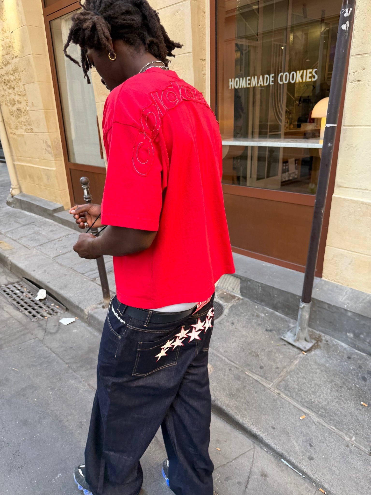 DISTRESS CURVED TEE RED - red distressed tee, street style shot - Cold Culture