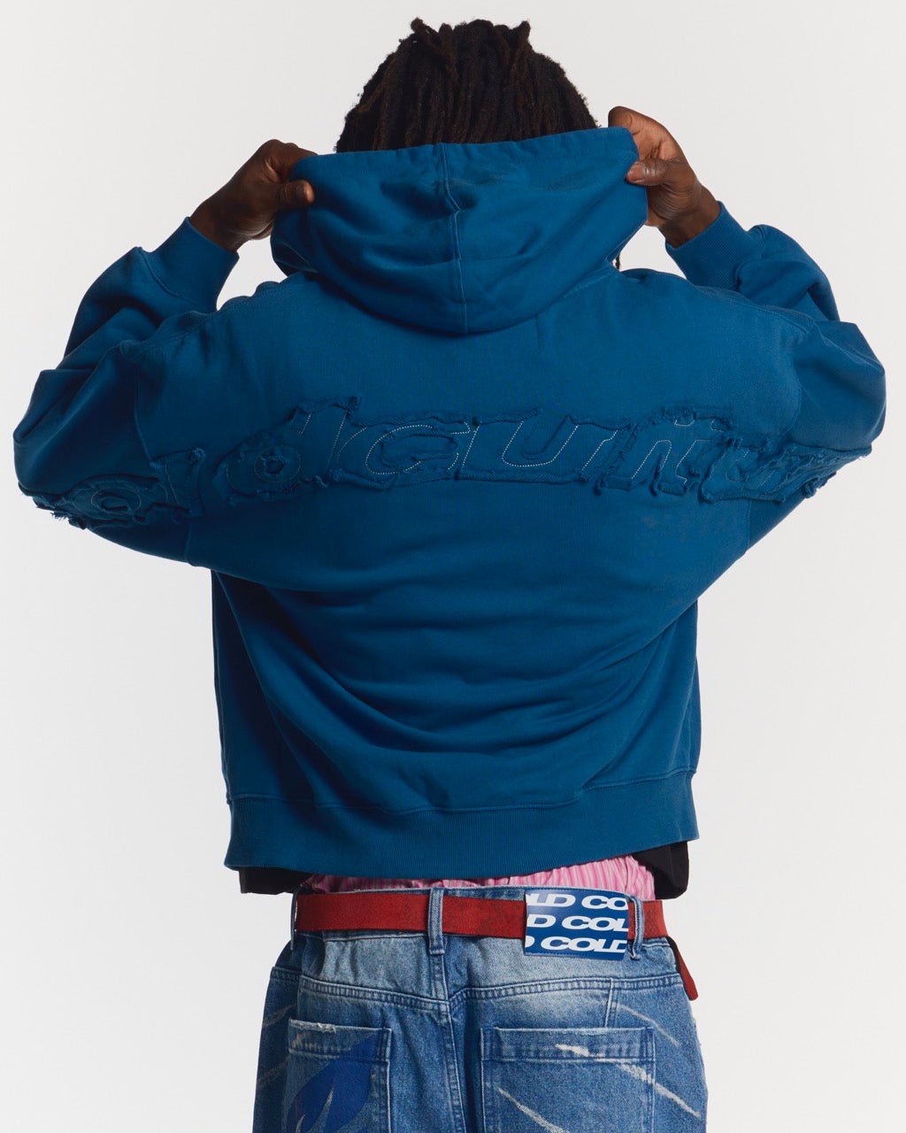 DISTRESS CURVED ZIP HOODIE DARK BLUE - COLD CULTURE