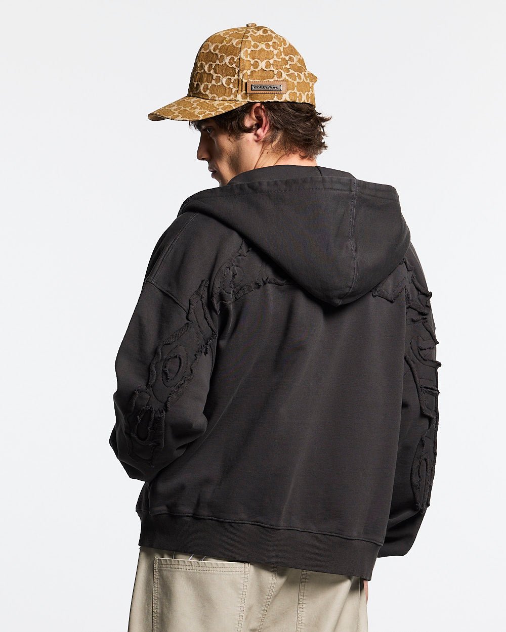 distress-curved-zip-hoodie- 