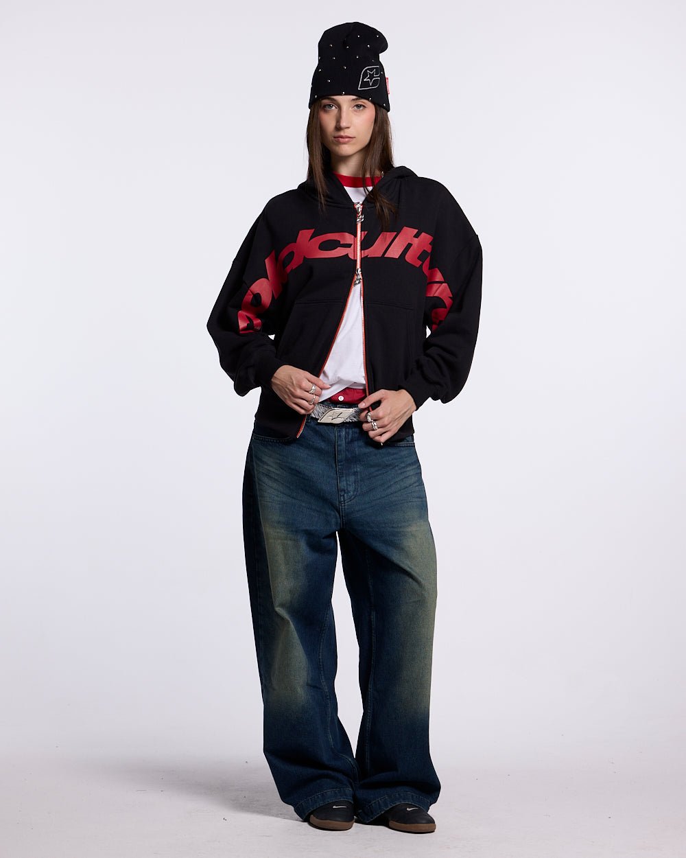 DRIVEN ZIP HOODIE BLACK - COLD CULTURE