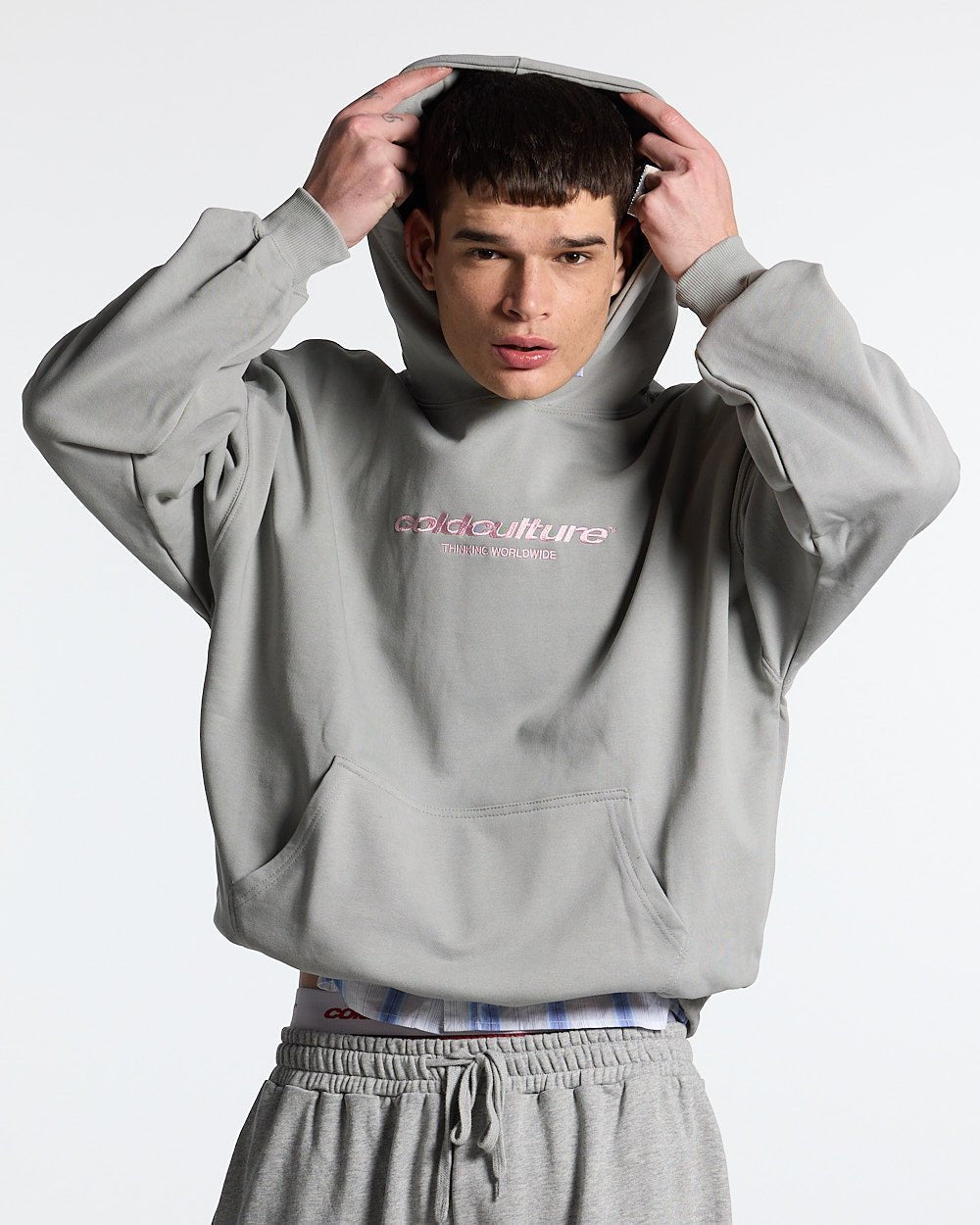 ESSENTIAL HOODIE ULTIMATE GREY - COLD CULTURE