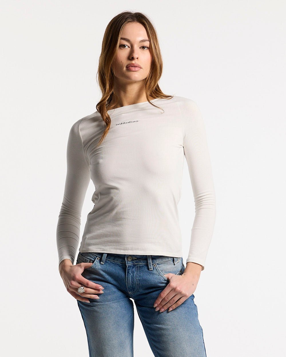 ESSENTIAL LONGSLEEVE TEE WHITE - Cold Culture