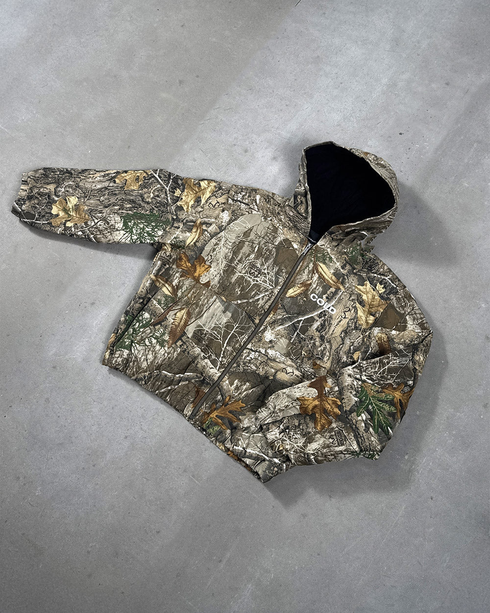HOODED JACKET REALTREE - Cold Culture