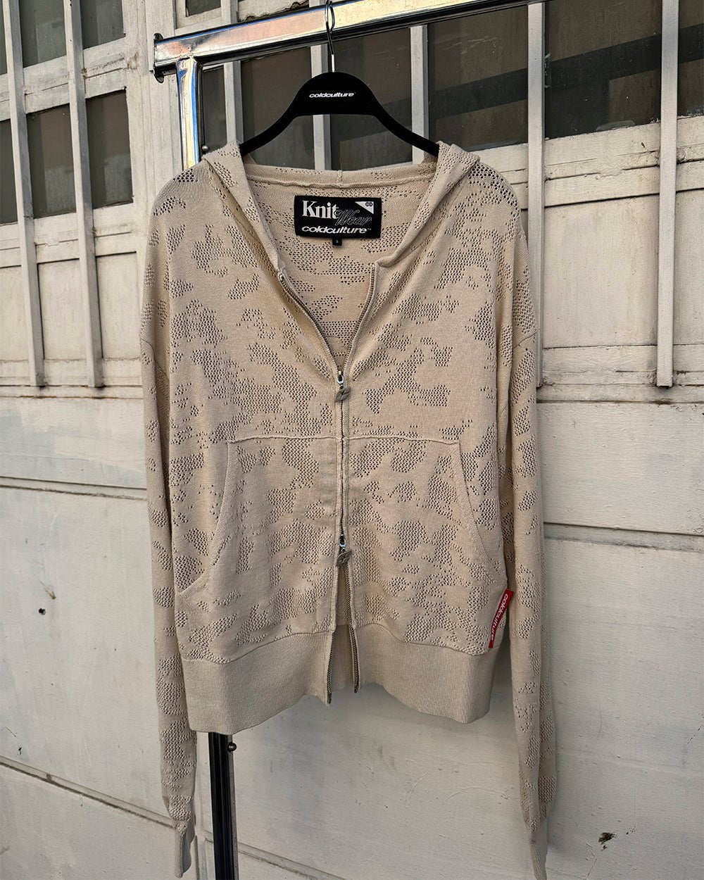 HURRACAINE ZIP KNIT WHITE - Cold Culture