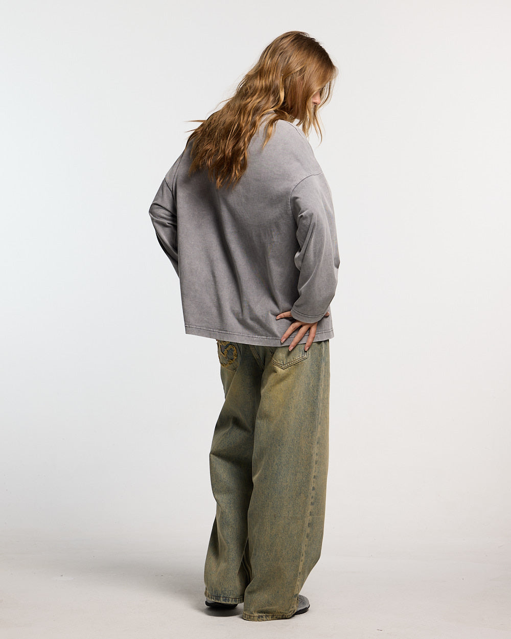 WALKER LONGSLEEVE LIGHT GREY