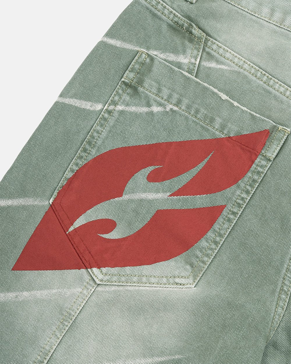 MUSIC RYTHIM SHORTS GREEN - Cold Culture