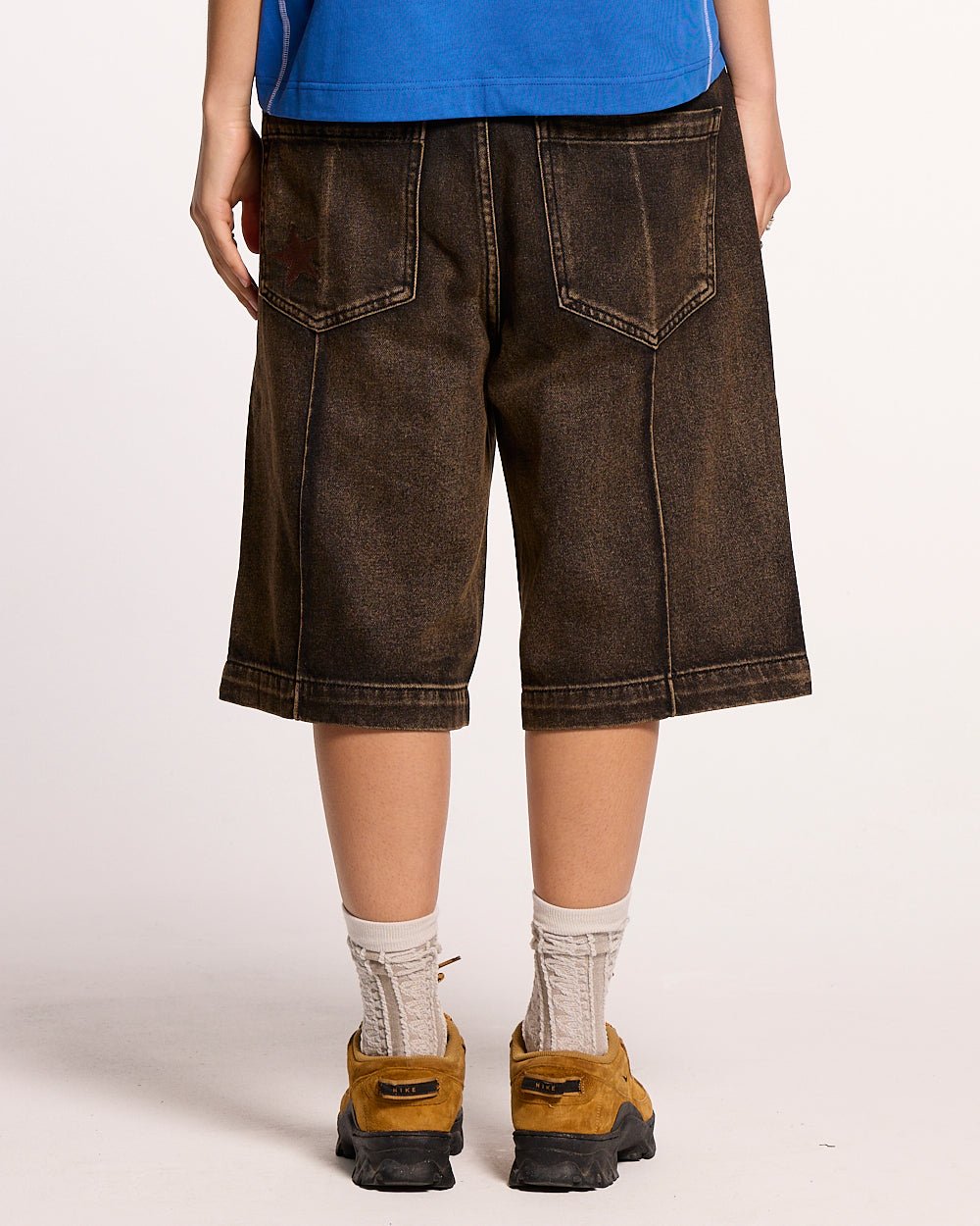 PINTUCK SHORTS BROWN - COLD CULTURE #woman