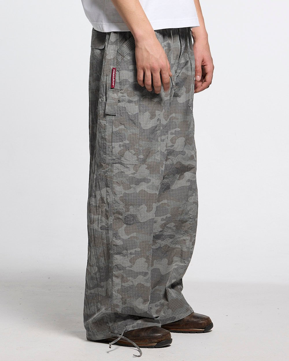 RESERVED CARGO PANTS CAMO #man