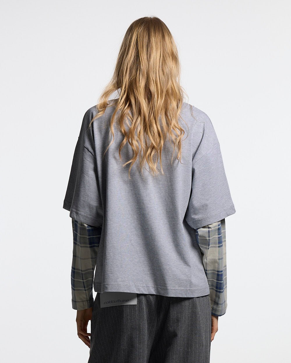 SCRIPT DOUBLE LONGSLEEVE GREY VIGORE - Cold Culture #woman