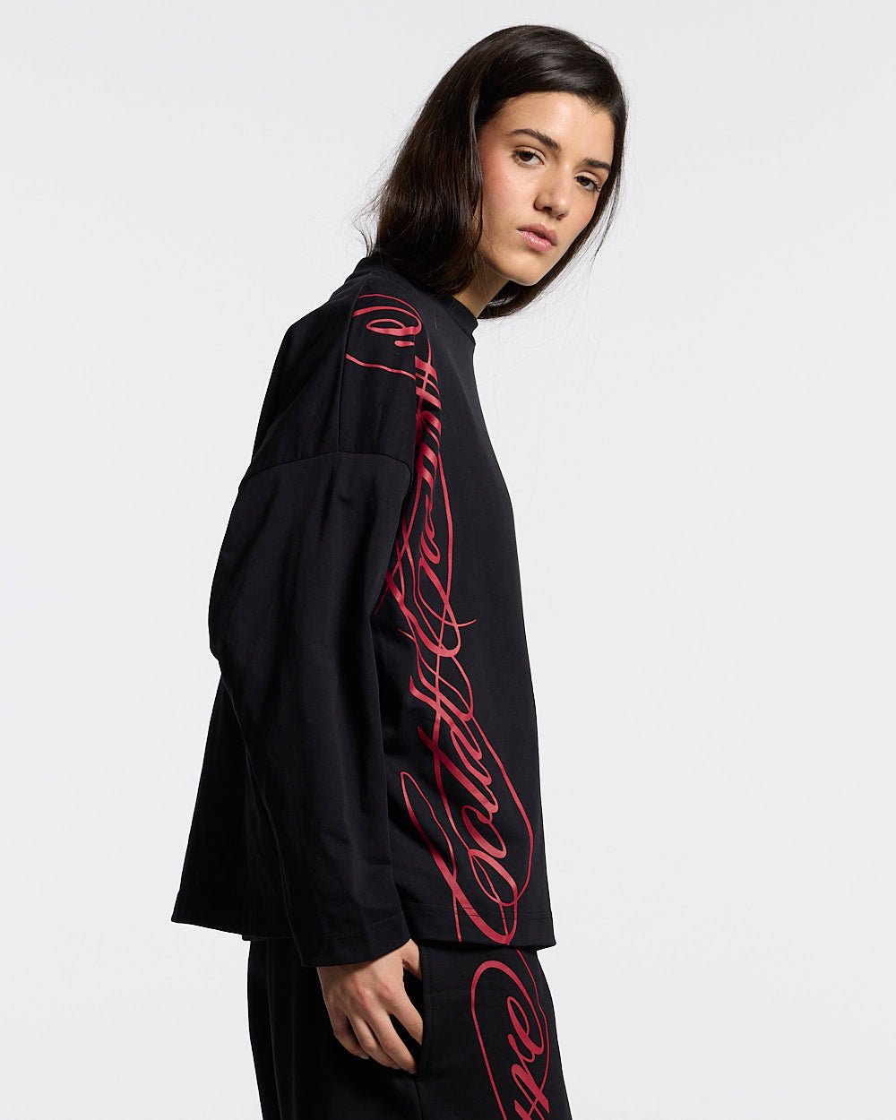 SCRIPT LONGSLEEVE BLACK - Cold Culture #woman