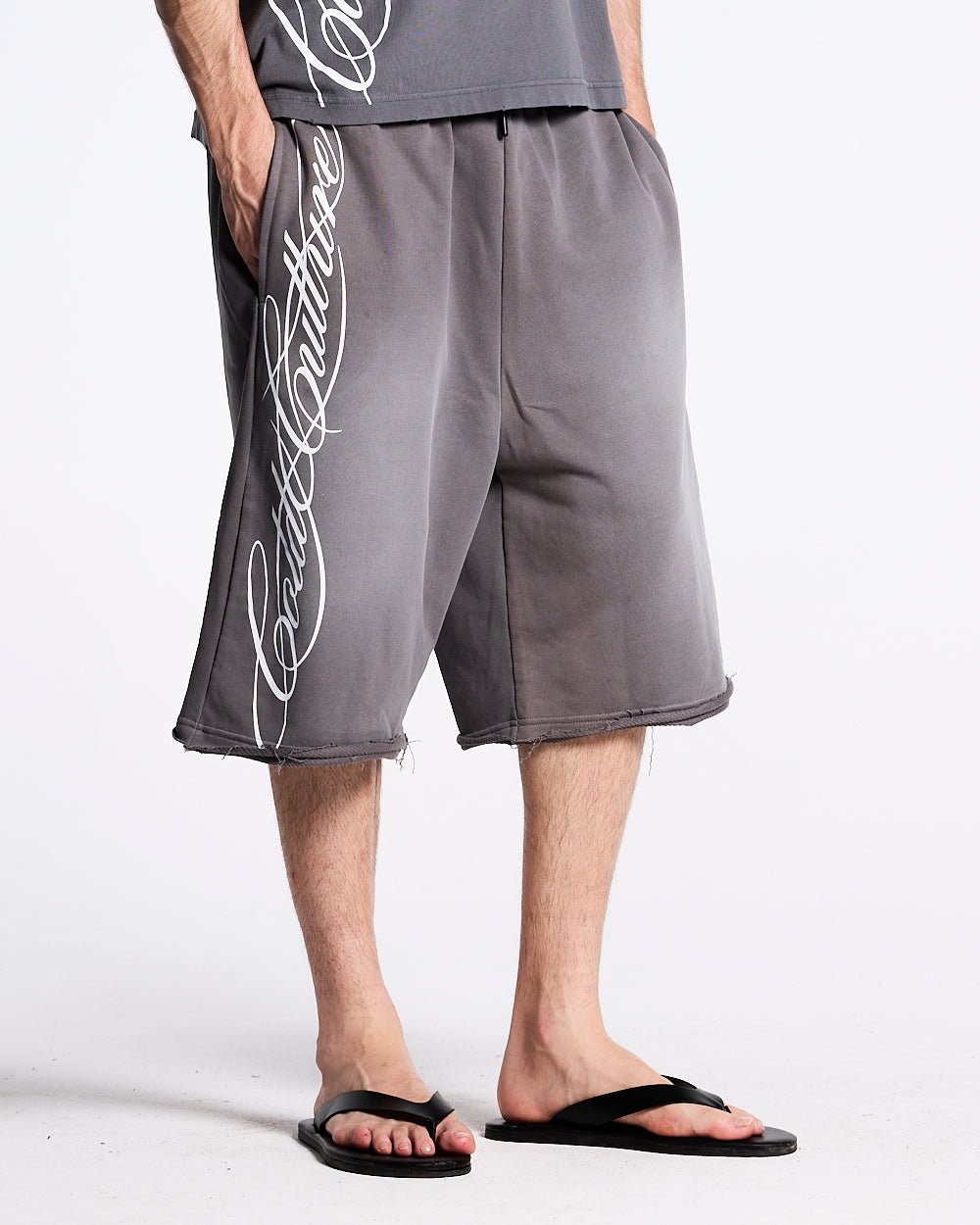 SCRIPT SHORT ANTRACITE GREY - COLD CULTURE