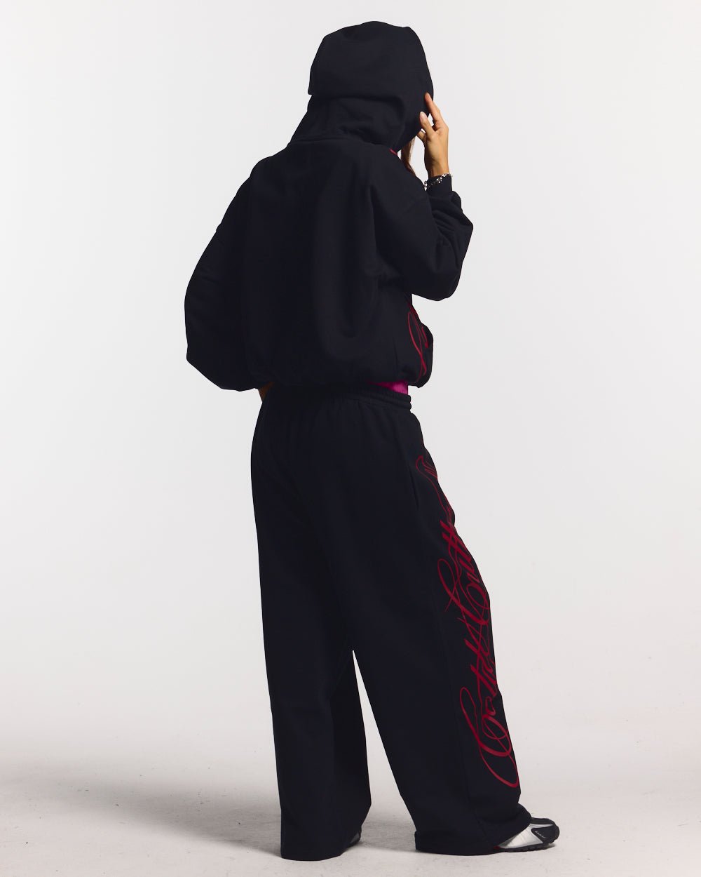 SCRIPT SWEATPANTS BLACK - Cold Culture