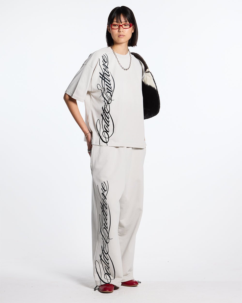 SCRIPT SWEATPANTS LIGHT GREY - COLD CULTURE