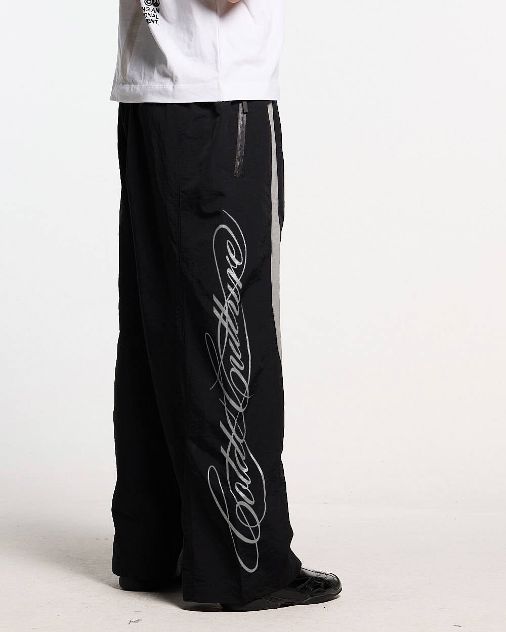 SCRIPT TECH PANTS BLACK - Cold Culture