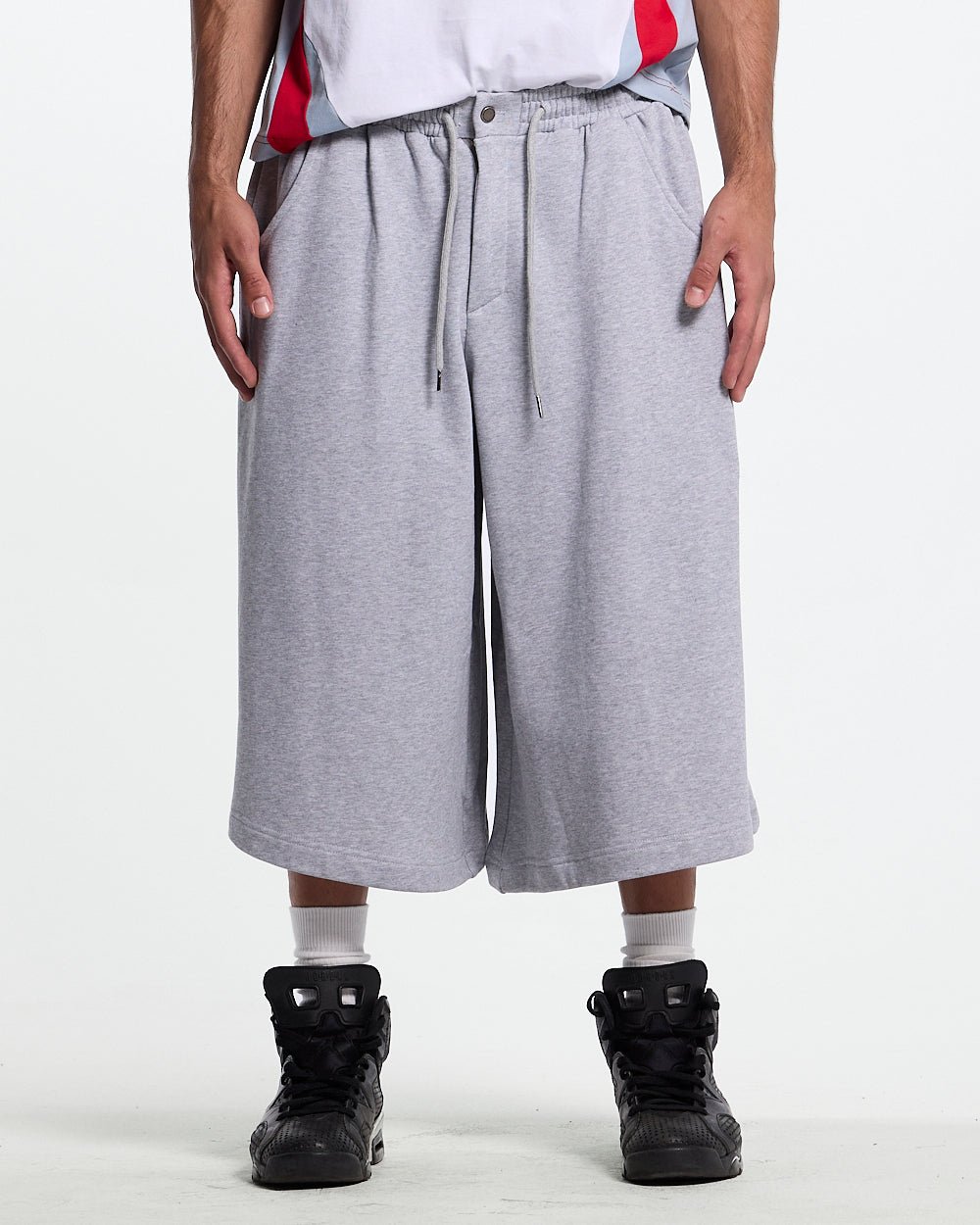 SNAPPED V2 JORTS HEATHER GREY - heather grey oversized sweat shorts, front view on male model - Cold Culture