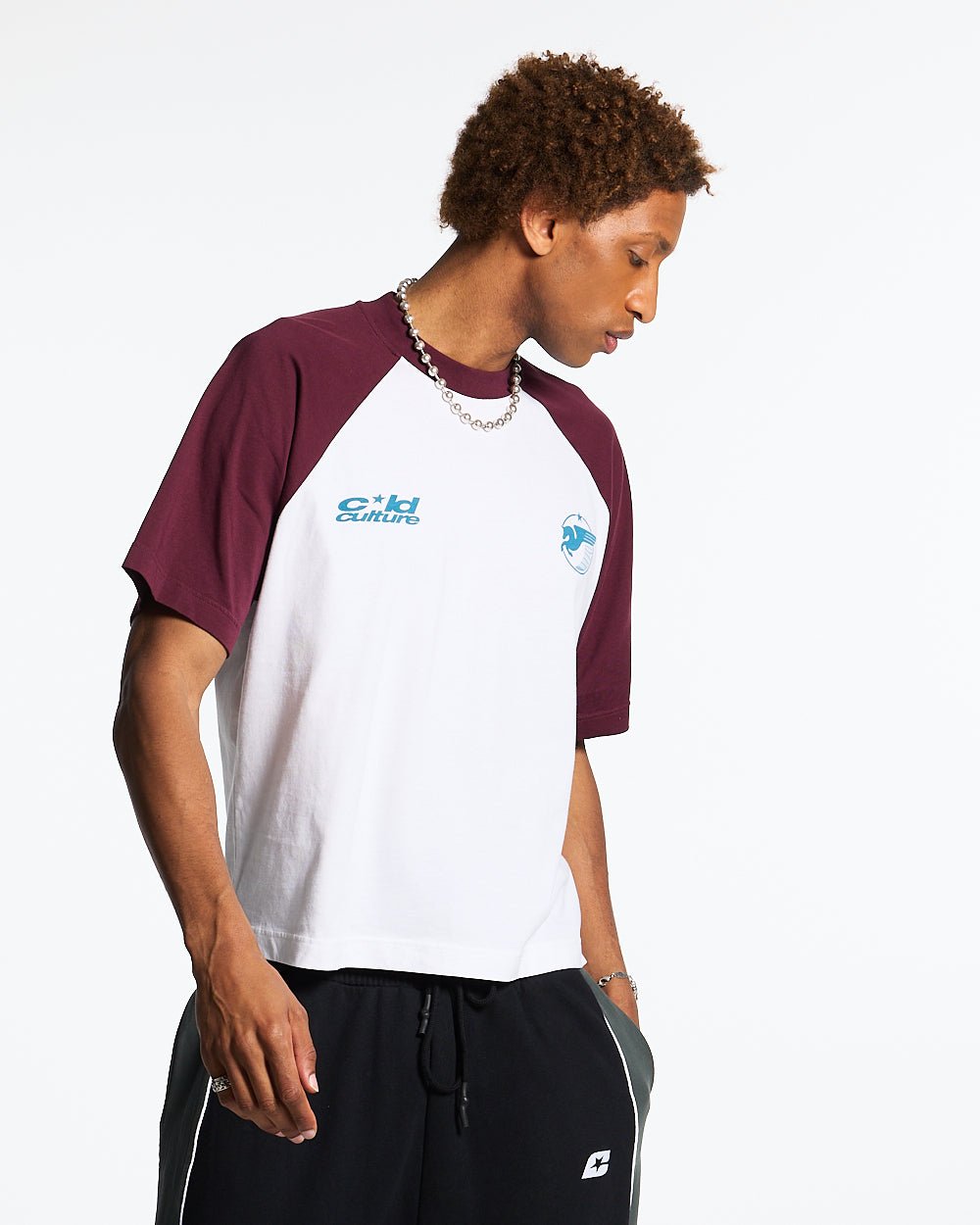 STORMWING TEE WHITE AND BURGUNDY - COLD CULTURE