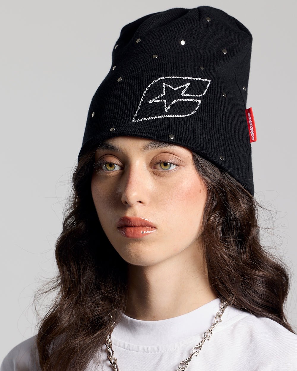 STUDS BEANIE BLACK - Cold Culture