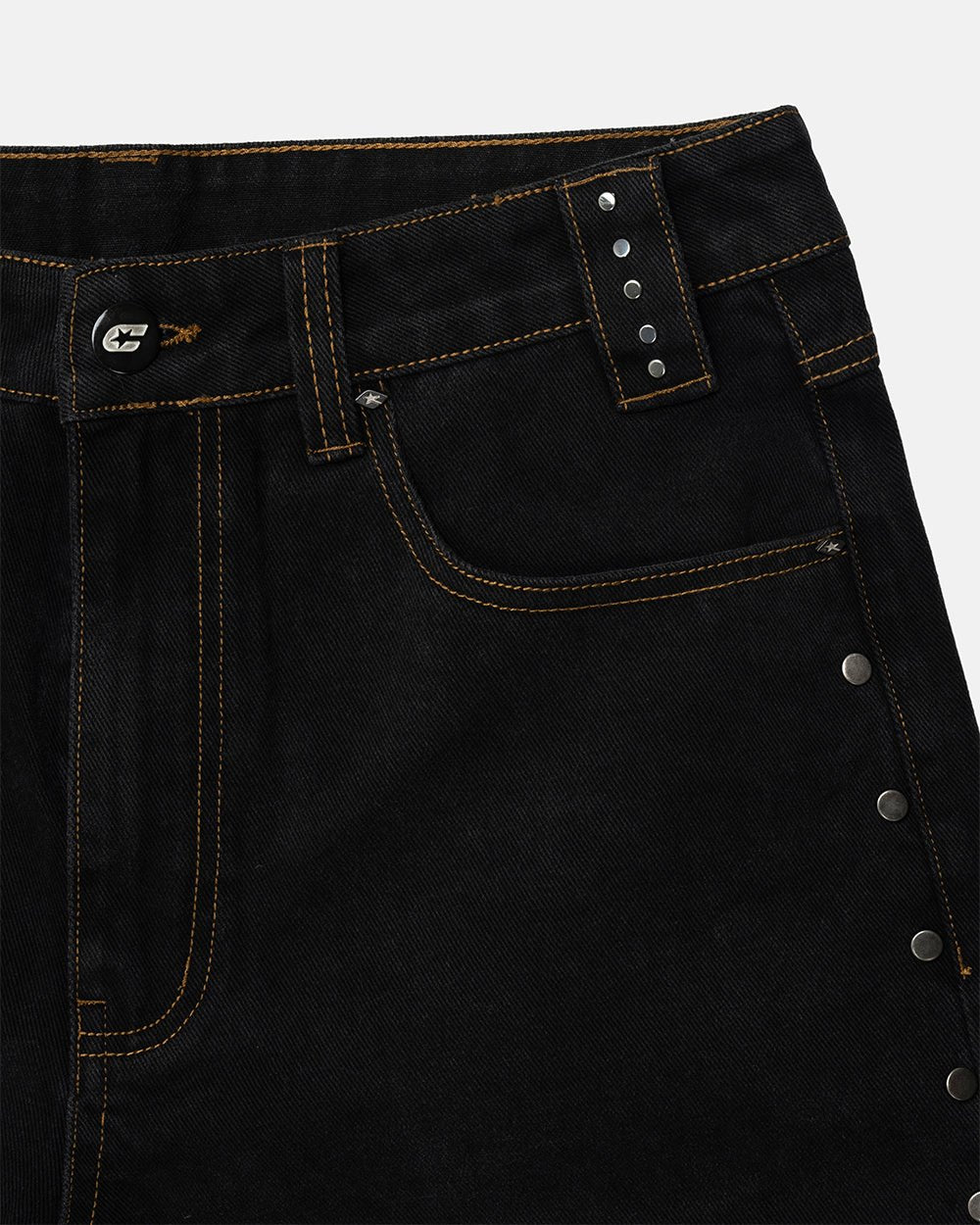 STUDS SHORT BLACK - Cold Culture
