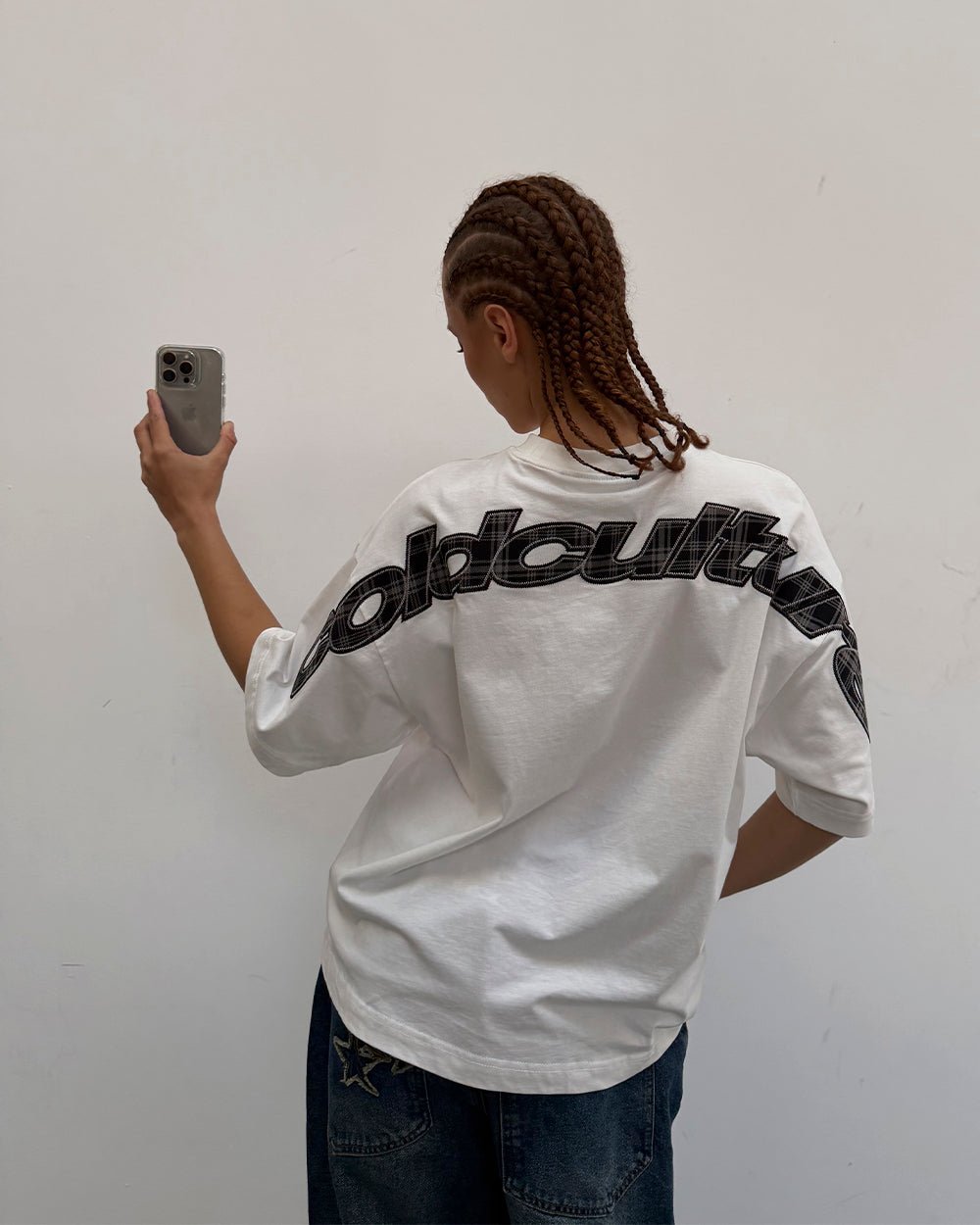 TARTAN DISTRESS CURVED TEE WHITE - Cold Culture