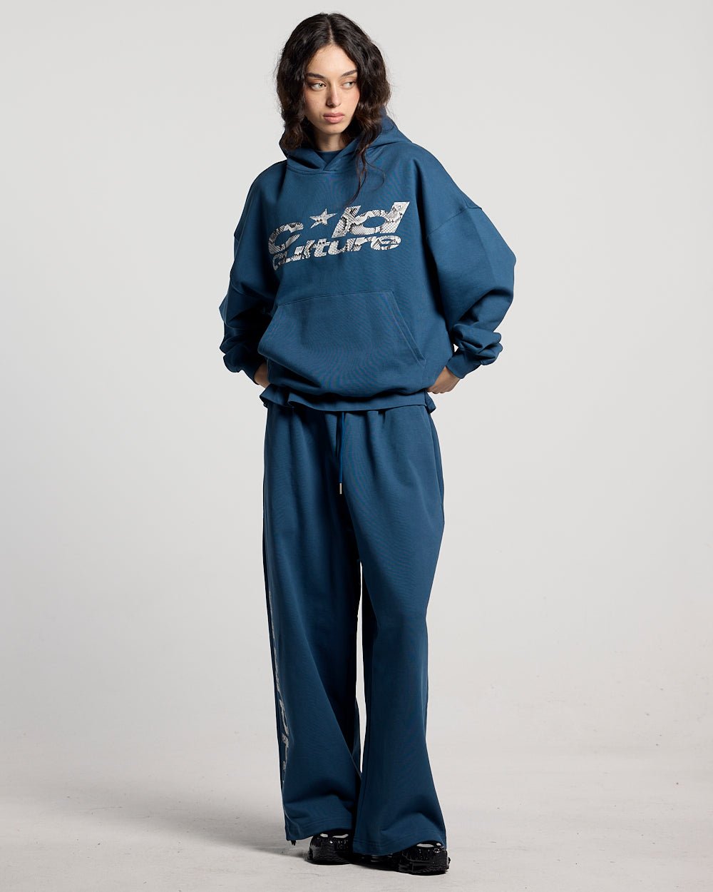 WILD SNAKE SWEATPANTS NAVY BLUE - Cold Culture