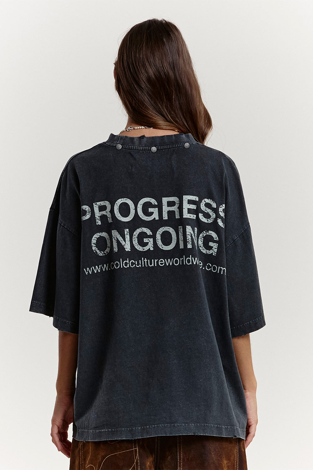 PROGRESS TEE +WASHED GREY