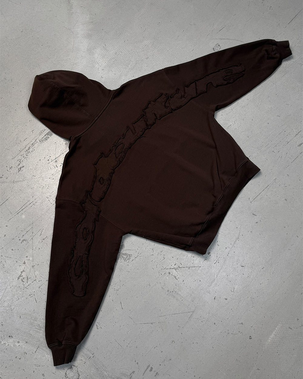 DISTRESS CURVED HOODIE BROWN